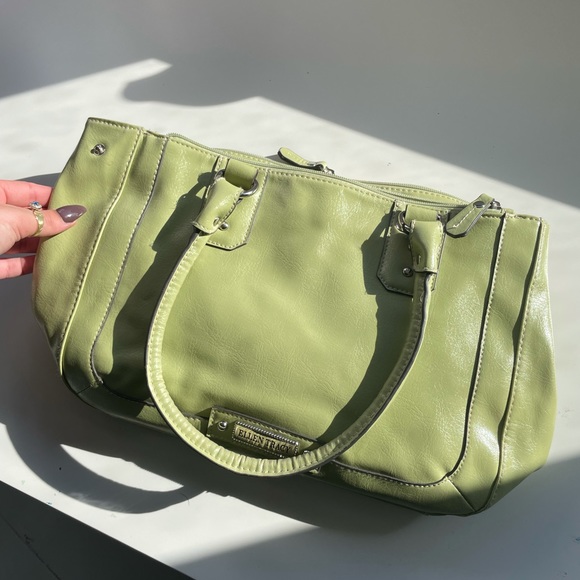 Sage green Ellen Tracy bag, perfect condition never used - Picture 3 of 5